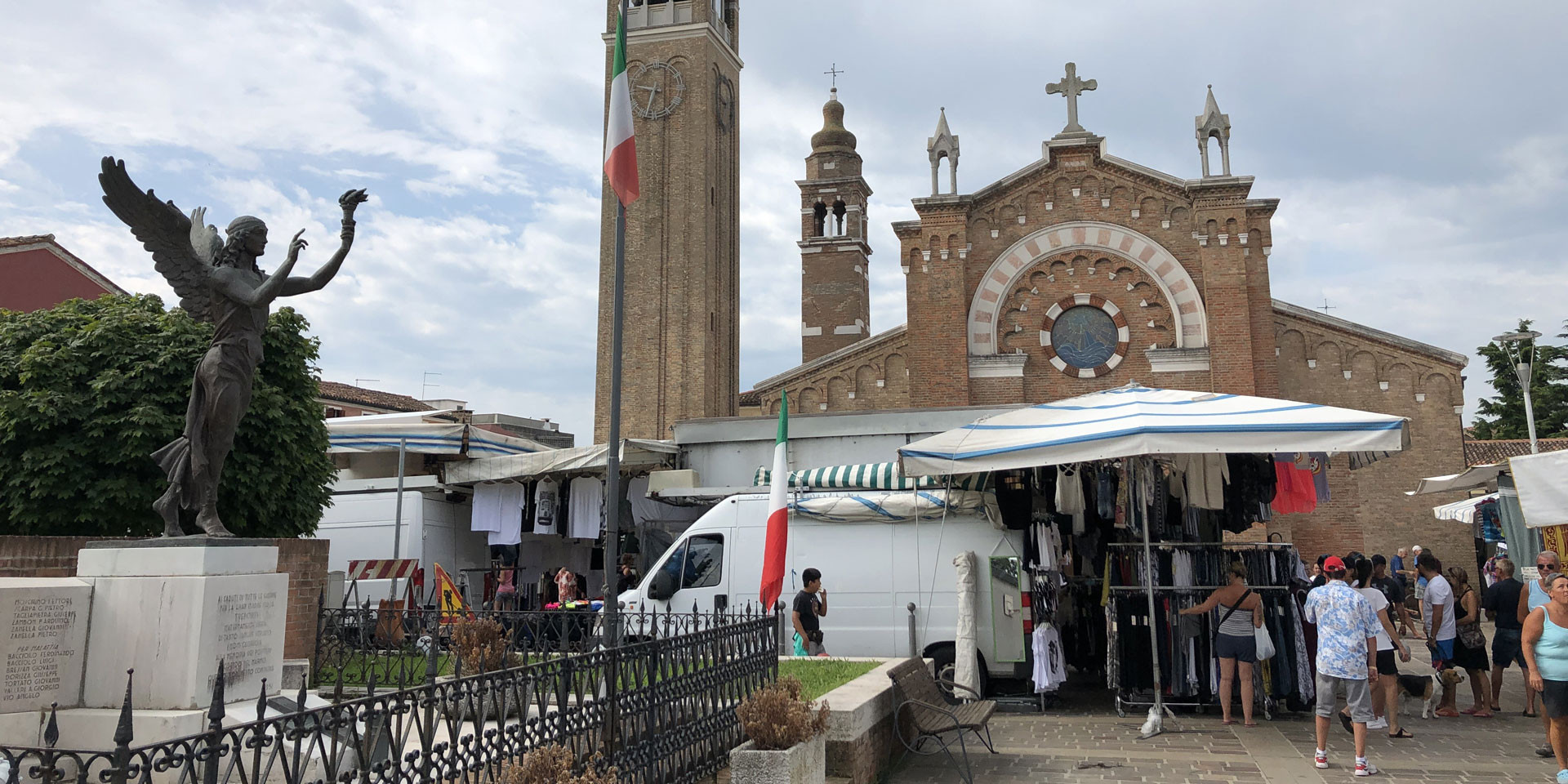Outdoor-Shopping zwischen den Märkten von Cavallino Treporti und der Umgebung: Hier sind die Tage und Zeiten, an denen Sie sie besuchen können.