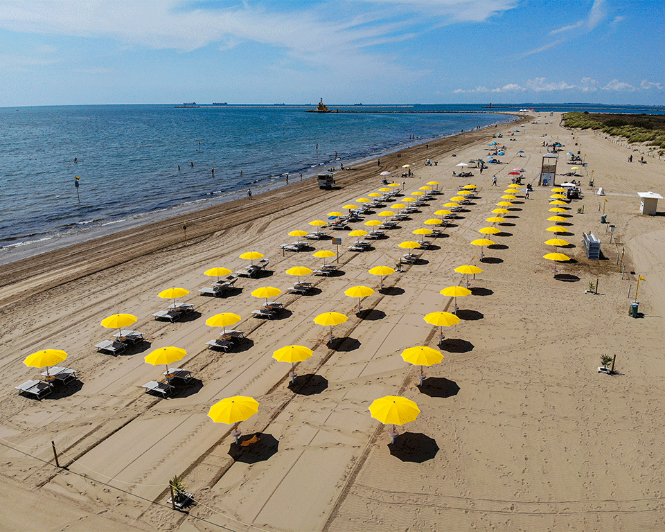 nuvo-stabilimento-balneare-per-ospiti-con-o-senza-cane.gif nuvo-stabilimento-balneare-per-ospiti-con-o-senza-cane.gif