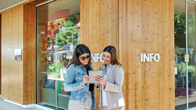 Neuer Info Point Marina 2000