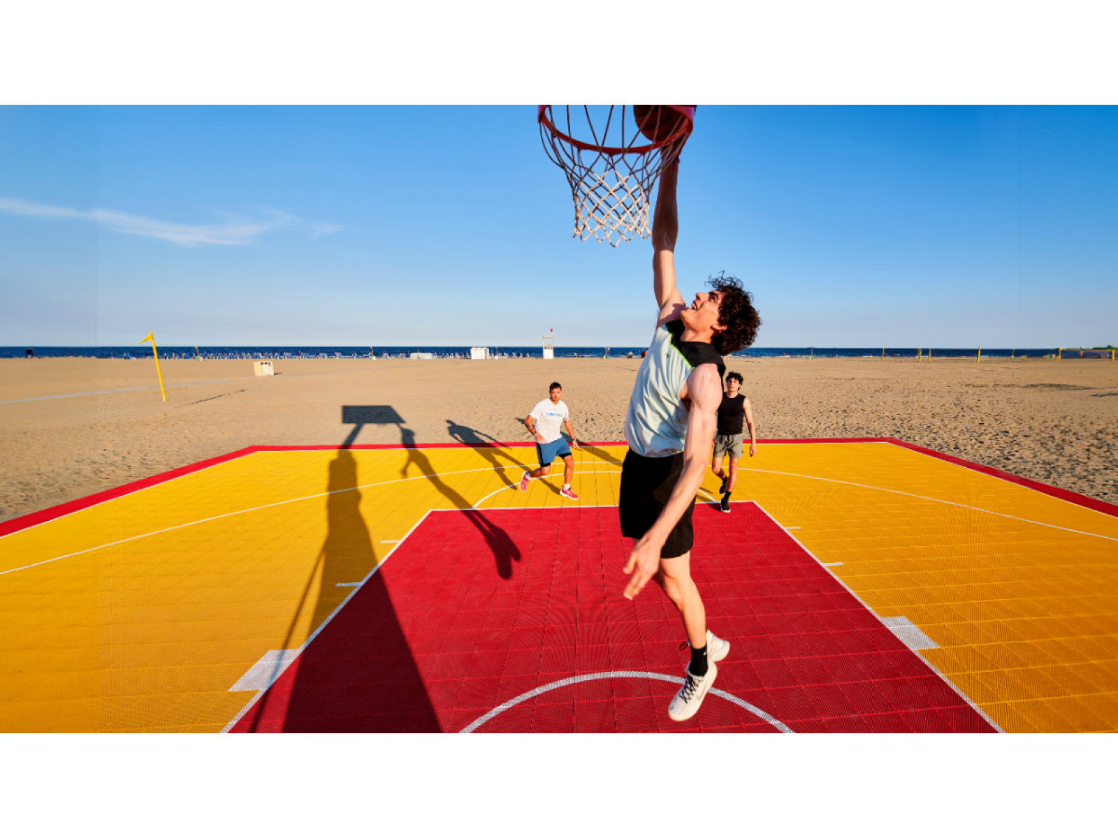 Un nuovo campo da Beach Basket sulla spiaggia del Marina di Venezia