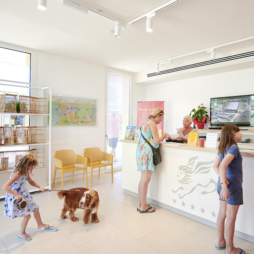 Camping-marina-di-venezia-uffici-informazioni.jpg